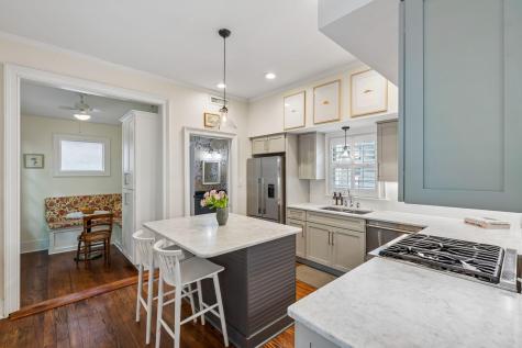 8 Trumbo Street Charleston SC 29401