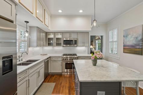 8 Trumbo Street Charleston SC 29401
