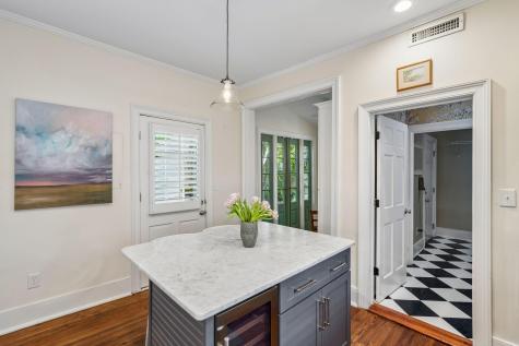 8 Trumbo Street Charleston SC 29401