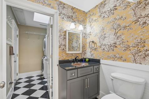 8 Trumbo Street Charleston SC 29401