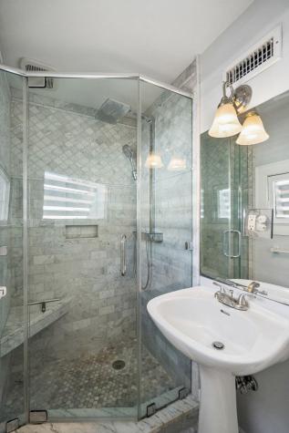 8 Trumbo Street Charleston SC 29401