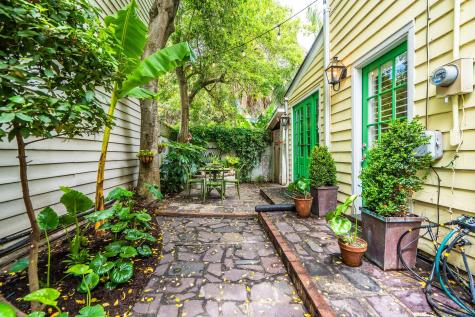 8 Trumbo Street Charleston SC 29401