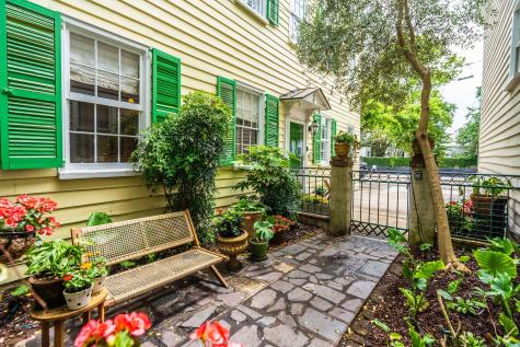 8 Trumbo Street Charleston SC 29401