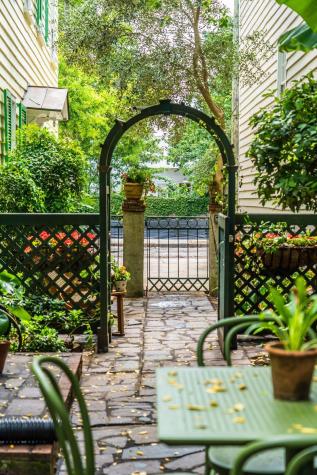 8 Trumbo Street Charleston SC 29401