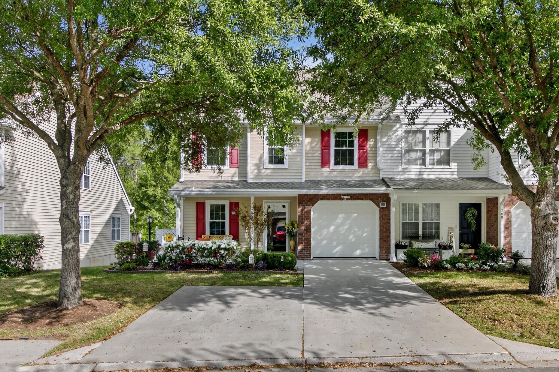 210 Darcy Avenue Goose Creek SC 29445