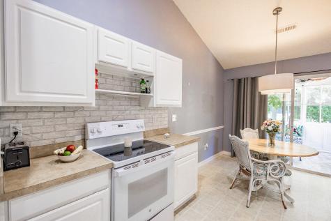5324 Copley Circle Summerville SC 29485