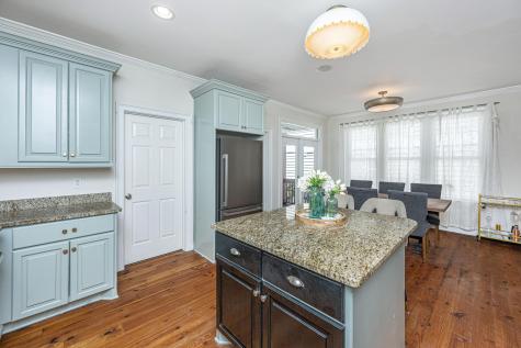 3006 S Shore Drive Charleston SC 29407