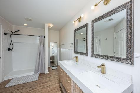 3006 S Shore Drive Charleston SC 29407