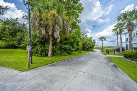 3006 S Shore Drive Charleston SC 29407