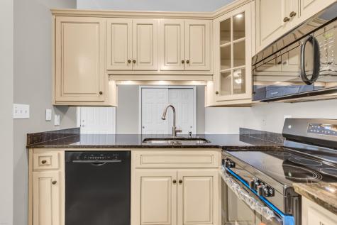 188 Midland Parkway Summerville SC 29485