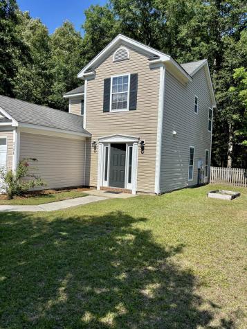 8498 William Moultrie Drive North Charleston SC 29420