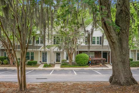 8169 Shadow Oak Drive North Charleston SC 29406