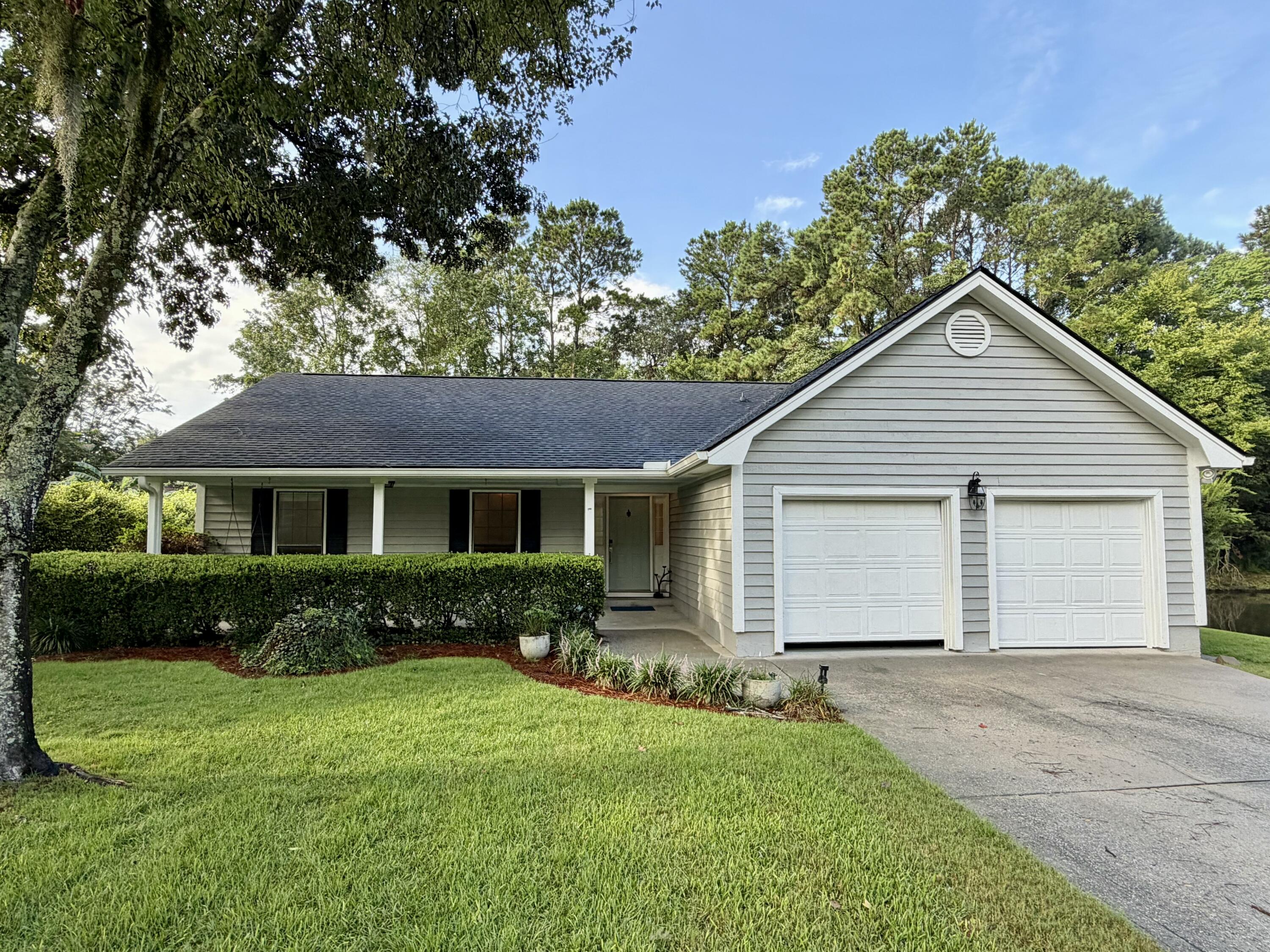 Mount Pleasant SC, 1585 Landings Run