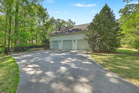 490 Barfield Drive Summerville SC 29485