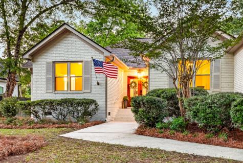 303 Ayers Circle Summerville SC 29485