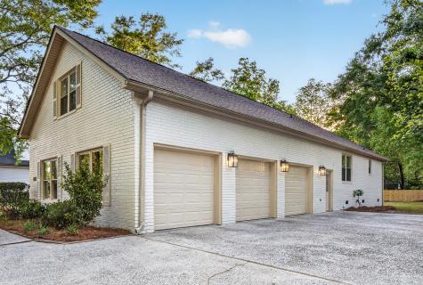 303 Ayers Circle Summerville SC 29485