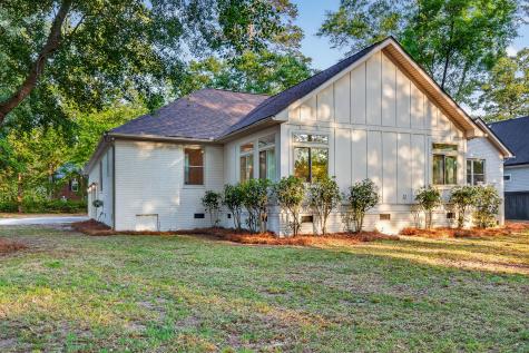 303 Ayers Circle Summerville SC 29485