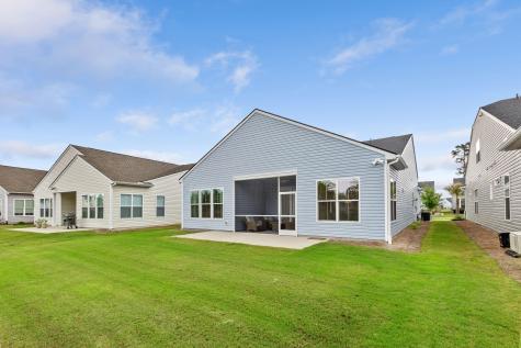 318 Tupelo Lake Drive Summerville SC 29486