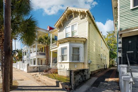 208 Calhoun Street Charleston SC 29401