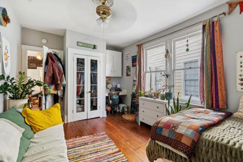 208 Calhoun Street Charleston SC 29401