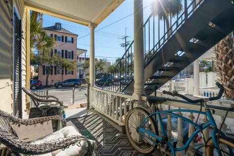 208 Calhoun Street Charleston SC 29401