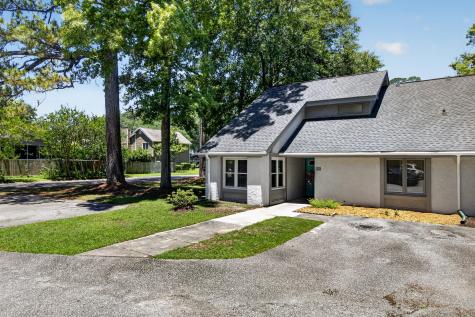 101 Chattum Court Summerville SC 29485