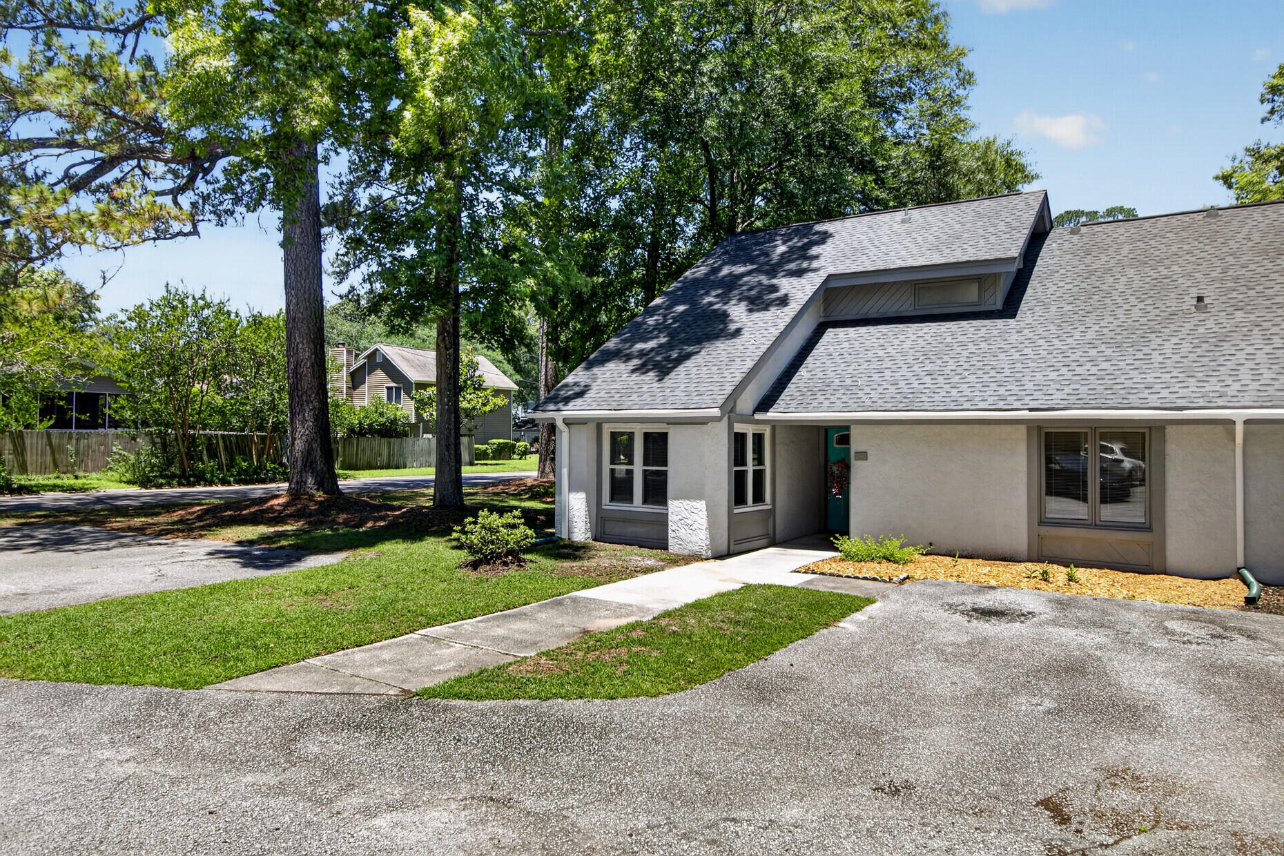 101 Chattum Court Summerville SC 29485