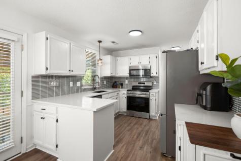 2446 Castlereagh Road Charleston SC 29414