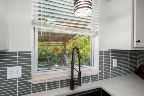 2446 Castlereagh Road Charleston SC 29414