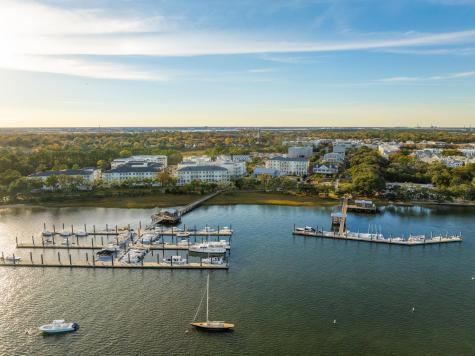 530 Helmsman Street Charleston SC 29492