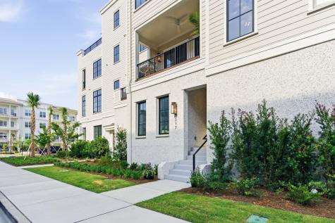 530 Helmsman Street Charleston SC 29492
