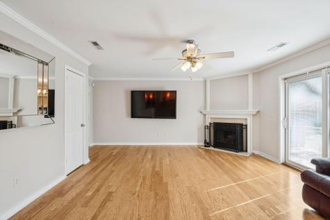 7951 Cricket Court North Charleston SC 29418