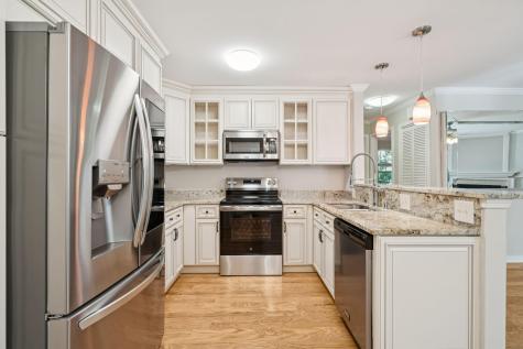 7951 Cricket Court North Charleston SC 29418