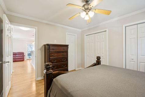 7951 Cricket Court North Charleston SC 29418
