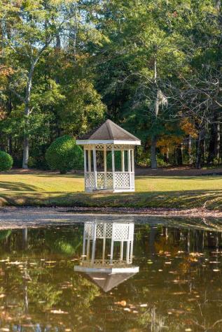 7951 Cricket Court North Charleston SC 29418