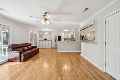 7951 Cricket Court North Charleston SC 29418