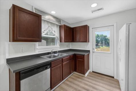333 Salkahatchie Street Summerville SC 29485