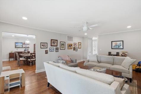 2388 Erskine Avenue Charleston SC 29414