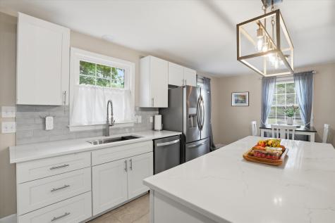 2388 Erskine Avenue Charleston SC 29414