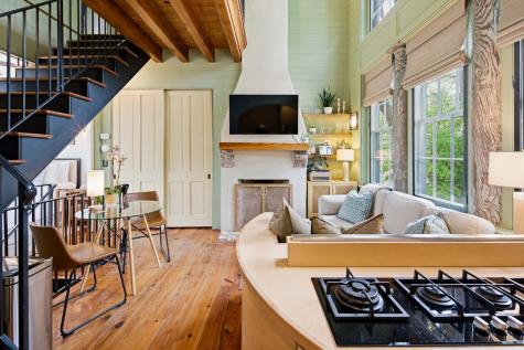 26 Catfiddle Street Charleston SC 29403