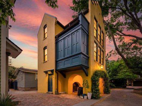 26 Catfiddle Street Charleston SC 29403
