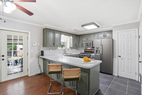 221 Froman Drive Summerville SC 29483
