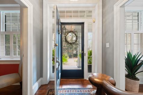 14 Limehouse Street Charleston SC 29401