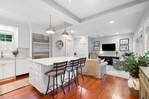 14 Limehouse Street Charleston SC 29401