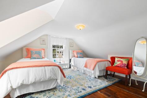 14 Limehouse Street Charleston SC 29401