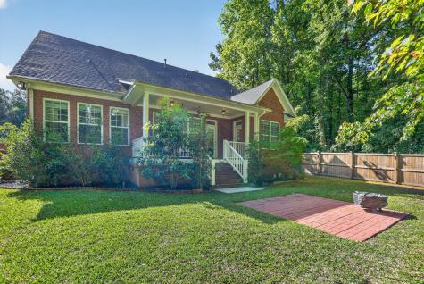 8631 Woodland Walk North Charleston SC 29420