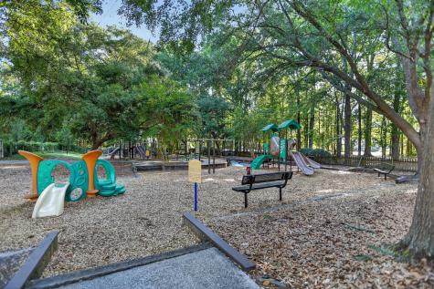 8631 Woodland Walk North Charleston SC 29420