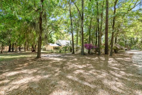 32 W Cedar Road Saint Helena Island SC 29920
