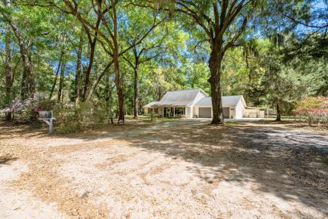 32 W Cedar Road Saint Helena Island SC 29920