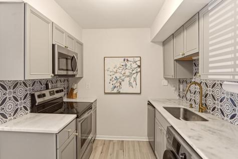 2494 Etiwan Avenue Charleston SC 29414